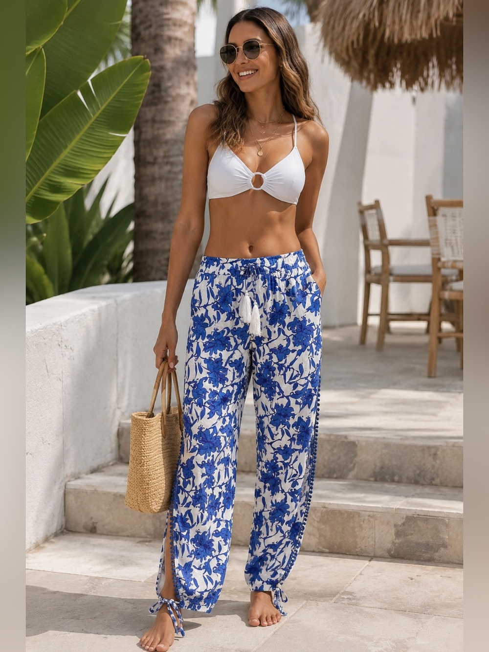 Solitaire Swim Blue & White Floral Side-Slit Cover Up Pants Size Large